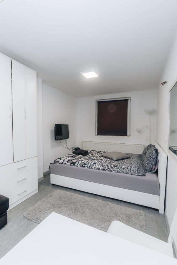 Apartments Luka Kragujevac Eksteriør bilde